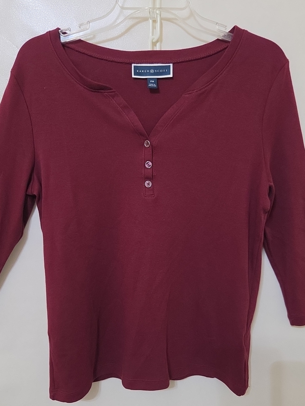 Karen Scott Women's Burgundy 3/4 Sleeve Henley Knit Top Blouse - Size PM
